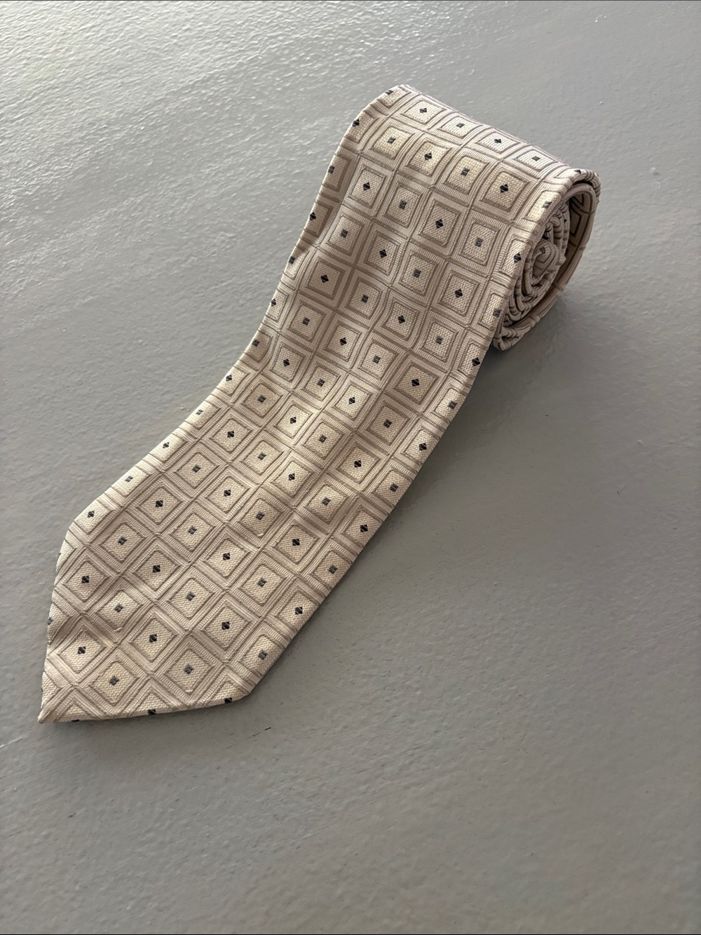 Villa Bolgheri XL Tan Geometric Silk Tie